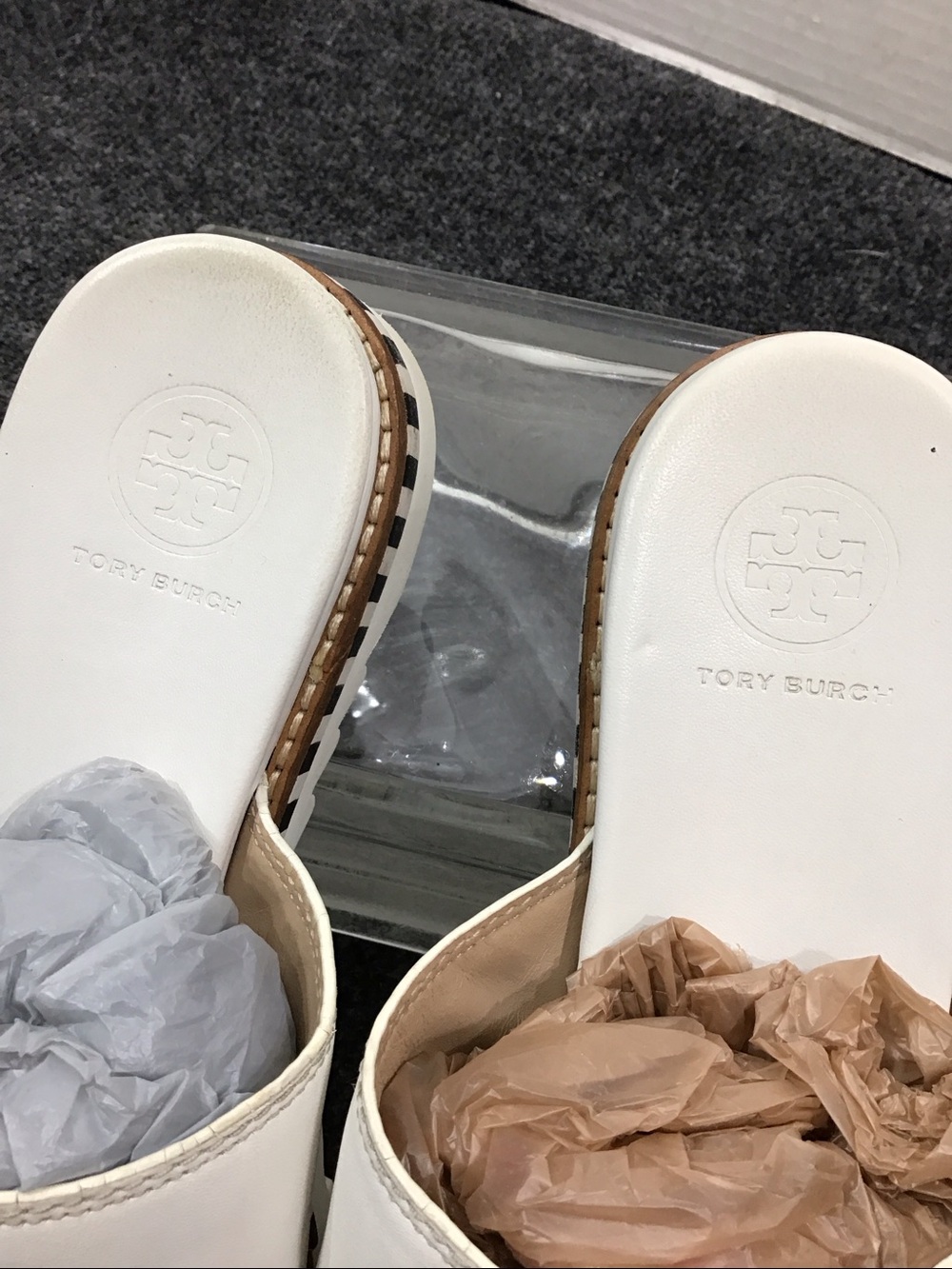 Tory Burch white leather platform slide mules 7 - Picture 7 of 11